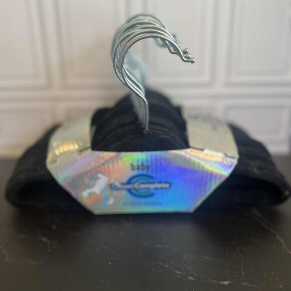 Velvet Baby Hangers 25 count - Picture 1 of 1